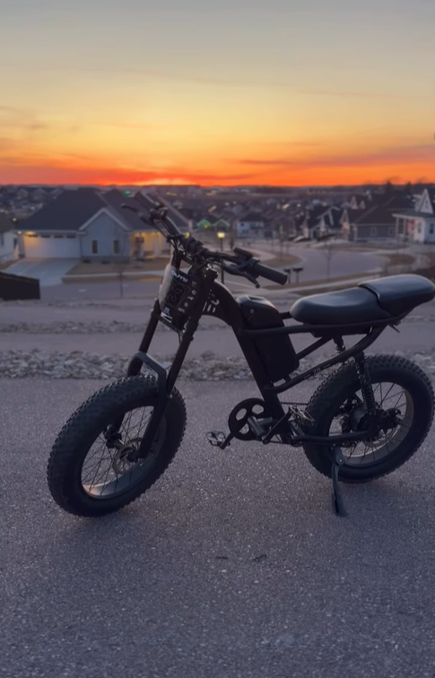 Z8 Electric Bike by Riding Times at sunset with neighborhood backdrop representing California E-Bike Incentive 2025 program
